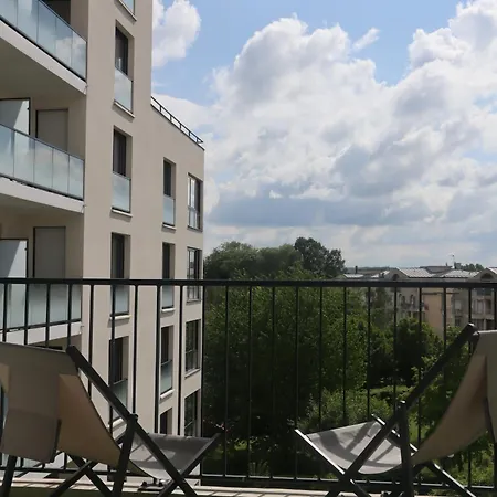 Oh Activ Cergy Aparthotel Exterior photo