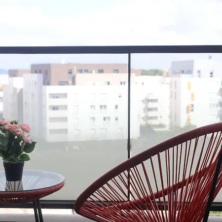 Oh Activ Cergy Aparthotel Exterior photo